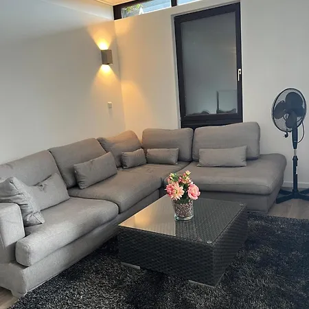 Casa de Férias Idyllisches Im Gruenen Mit Fernblick Usingen