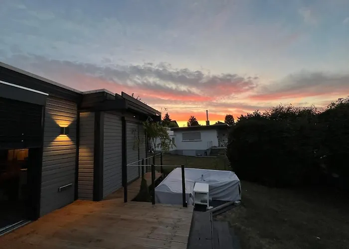 Idyllisches Im Gruenen Mit Fernblick 乌辛根